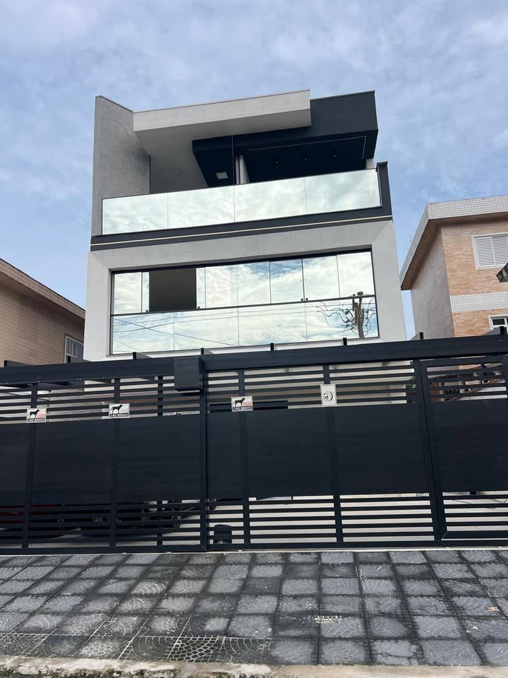 Foto principal do Casa CASA NOVA CONDOMÍNIO 3 DORMS SUÍTE ACEITA CARRO/TERRENO – SÃO VICENTE