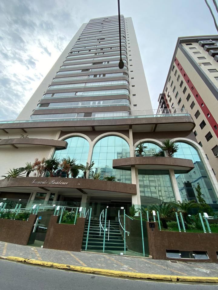 Foto principal do Apartamento FRENTE MAR ALTO PADRÃO 4 DORMS 3 SUÍTES 151m² PRAIA GRANDE